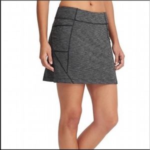 Athleta Heather gray excursion skort